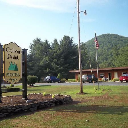 Colton Point Motel Wellsboro Eksteriør billede
