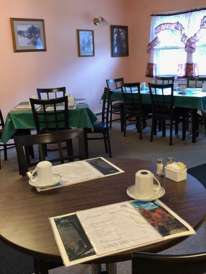 Colton Point Motel Wellsboro Eksteriør billede