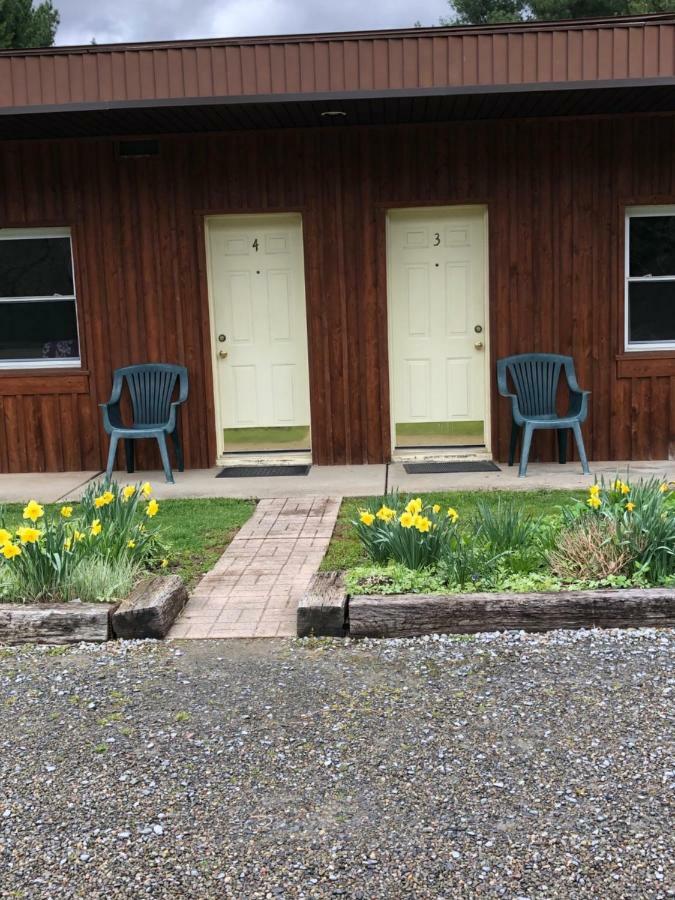 Colton Point Motel Wellsboro Eksteriør billede