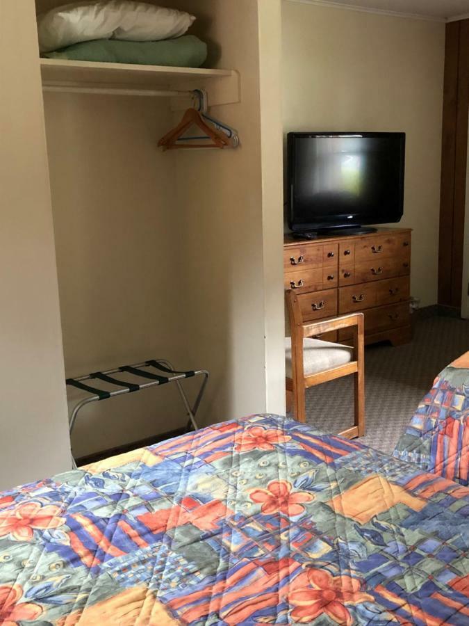 Colton Point Motel Wellsboro Eksteriør billede