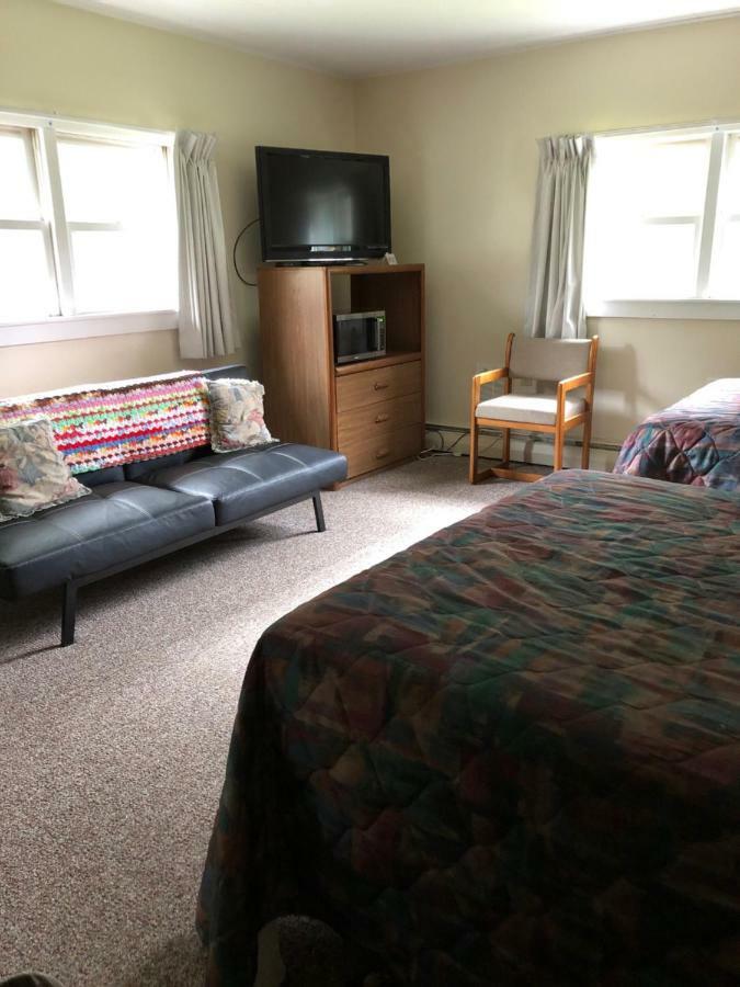 Colton Point Motel Wellsboro Eksteriør billede