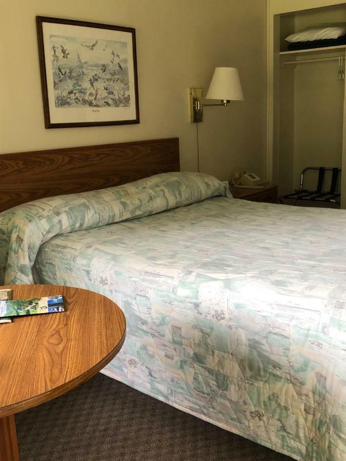Colton Point Motel Wellsboro Eksteriør billede